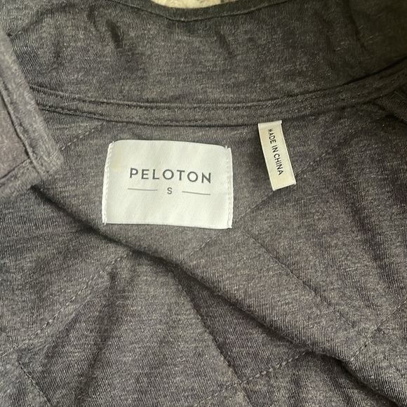 Peloton Quilted Jacket/Coat | Small - Picture 3 of 11